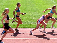 Competing in relay Collaborative competition