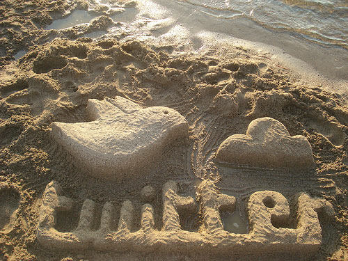 Considering Entrepreneurship? 9 People to Follow on Twitter