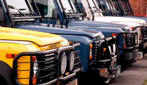Business Vehicles: 5 Reasons Leasing is Better Than Buying