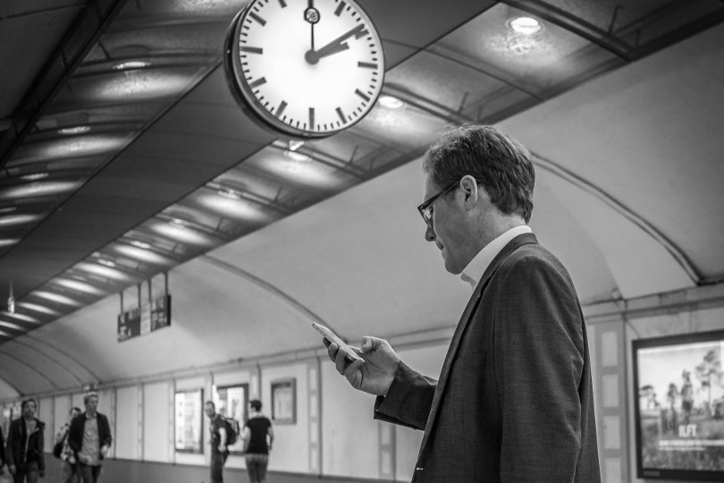 The Smartphone – a Business Friend or Foe?
