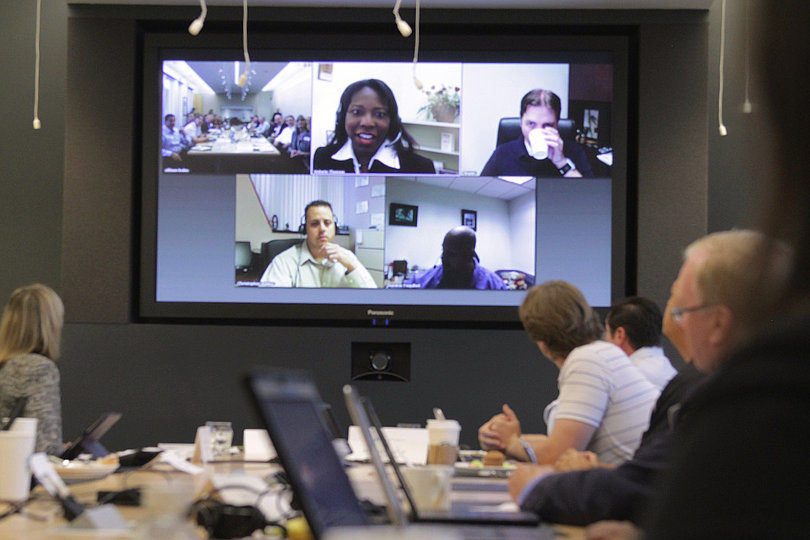 What is the Best Environment to Host a Video Meeting?
