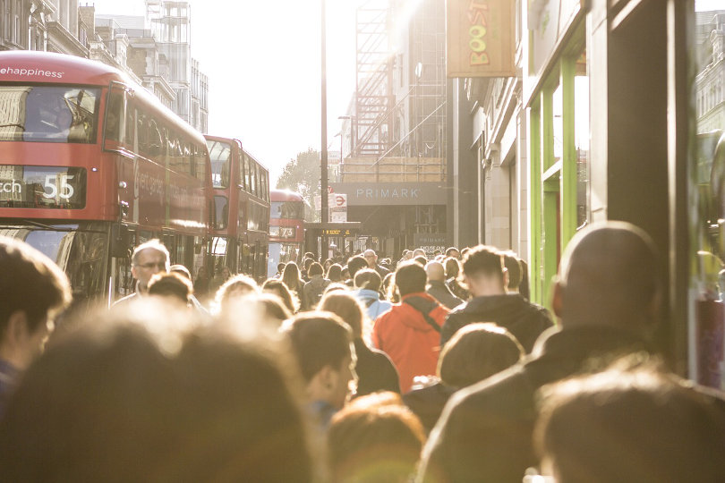 Selling and Buying Commercial Real Estate in the UK: The Trends Investors Should Follow