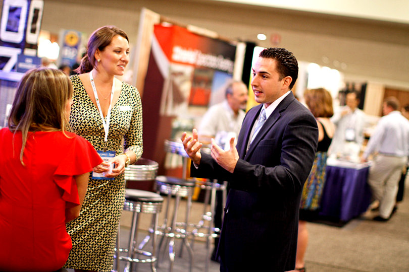How To Build a Strong Brand With Your Trade Show Stand