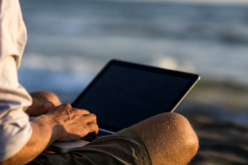 What is a Digital Nomad? The Movement that’s Reshaping the Working World