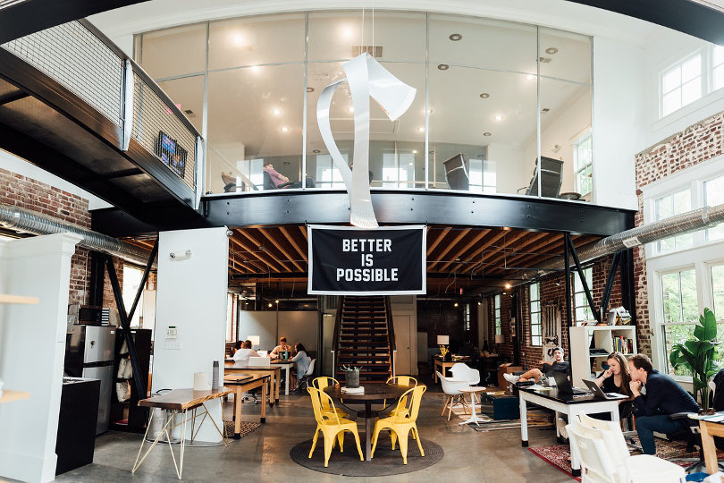 4 Tips for Purchasing Office Furniture for a Small Office