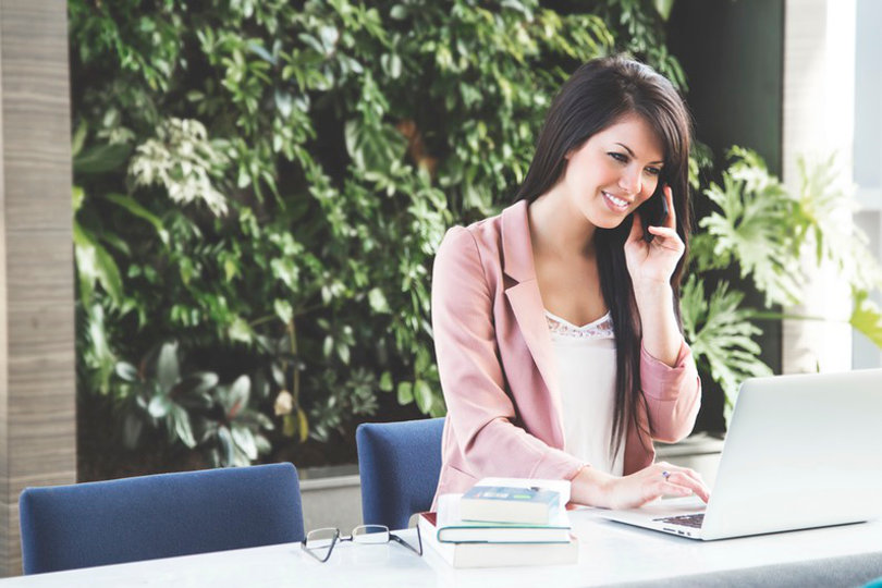 How Can Outsourcing to a Virtual Assistant Boost Your Business?