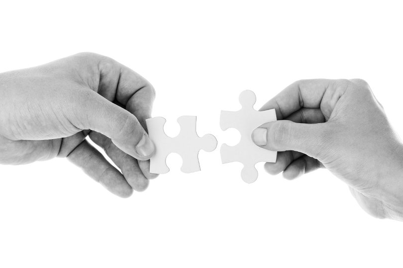 10 Ways to Work With Someone Professionally When You Don’t Like Them Personally