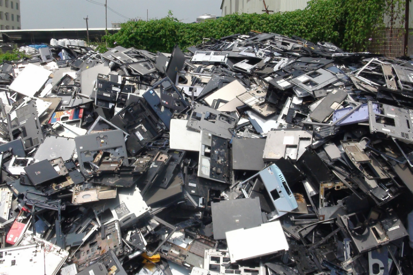 Why Businesses Need to Recycle Old Electronics