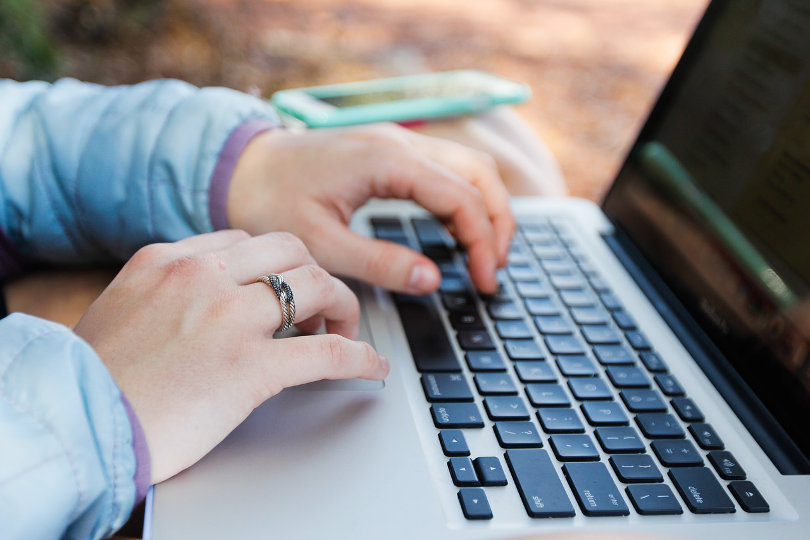 The Undeniable Benefits of Starting a Company Blog Today (Infographic)