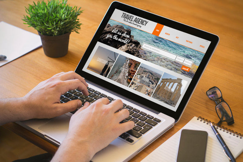Investing in Online Travel Agencies: Pros and Cons