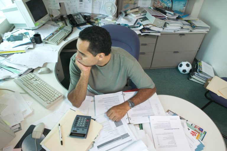 What Does Your Office Say About You? (Infographic)