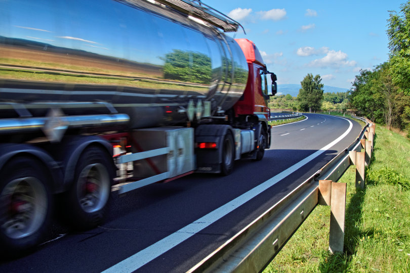 3 Reasons Why You Should Use a Chemical Supplier
