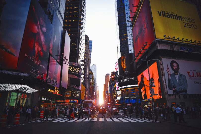 4 Tips on Successfully Implementing Digital Signage