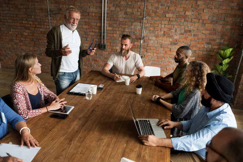 5 Reasons Why Small Businesses Should Hire a Conference Room
