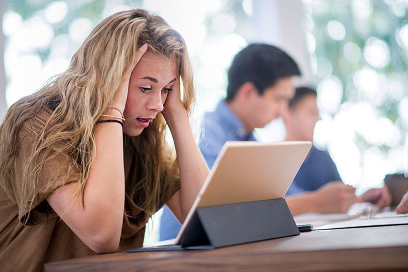How to Deal With a Complicated Task: Help Inside