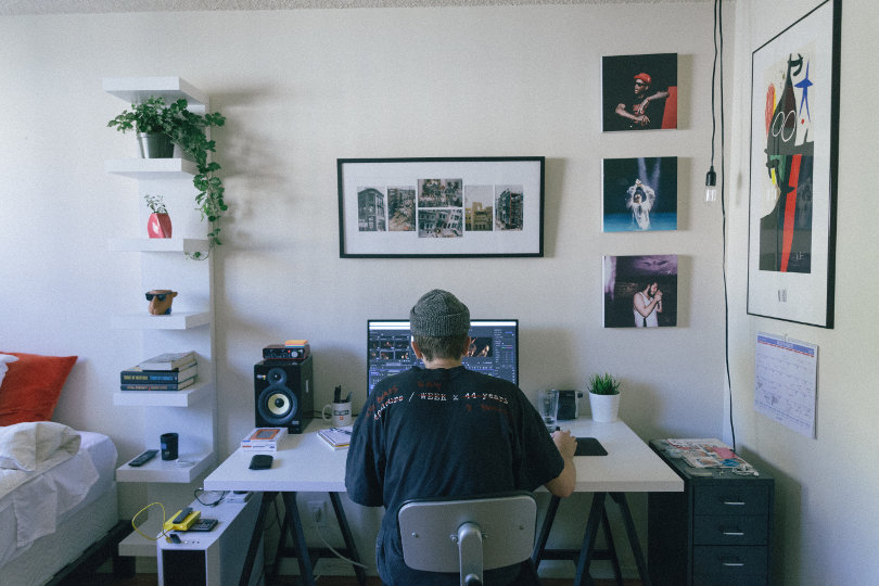 How to Use Canvas Prints to Make Student Accommodation Feel like Home