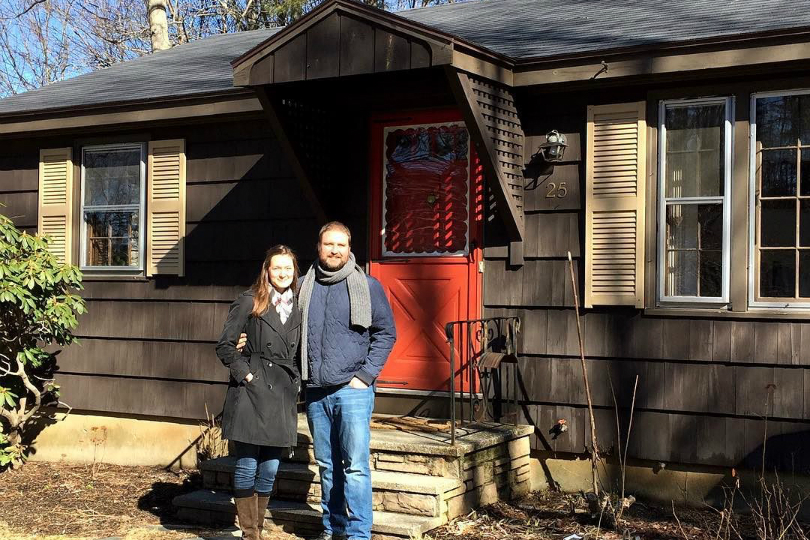 How to Find a Lucrative Investment Property: 4 Tips