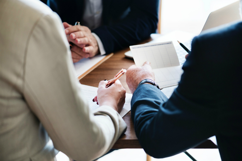 Do Your Business Need to Hire a Commercial Dispute Lawyer?