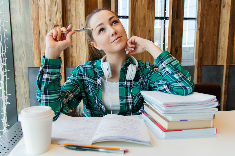 How to Start Your Business Career When You’re in College