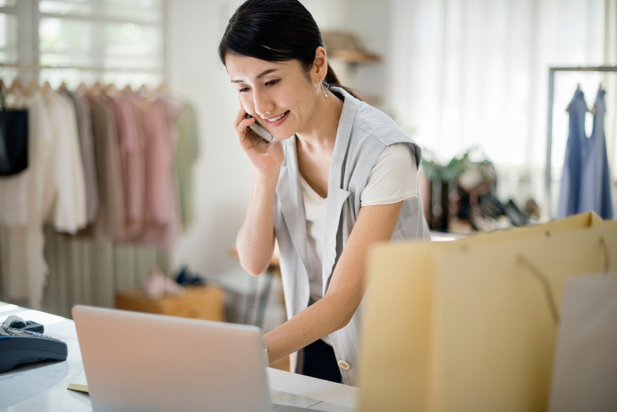 4 Ways Small Merchants can Stay Competitive