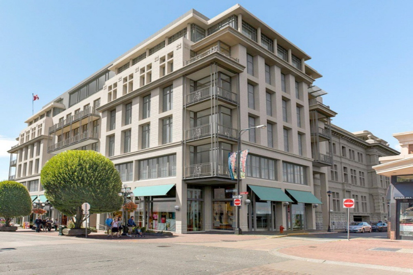 Small Business Guide to Apartment Building Financing: 7 Things You Need to Know