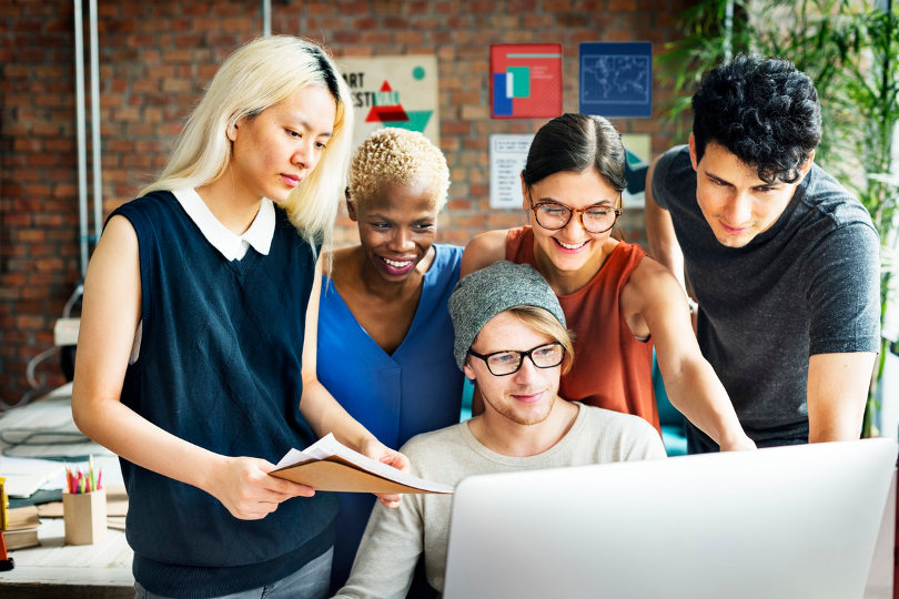Microsoft Dynamics 365 consultant and business team