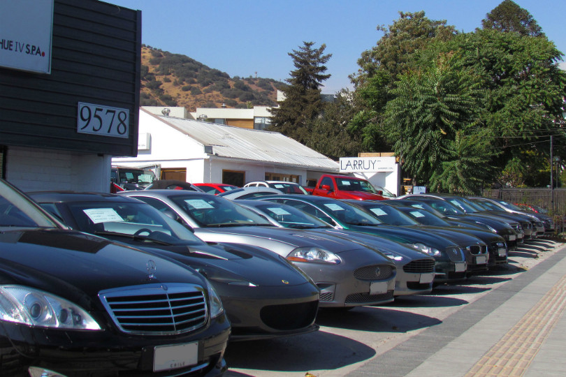 Looking at used car dealership