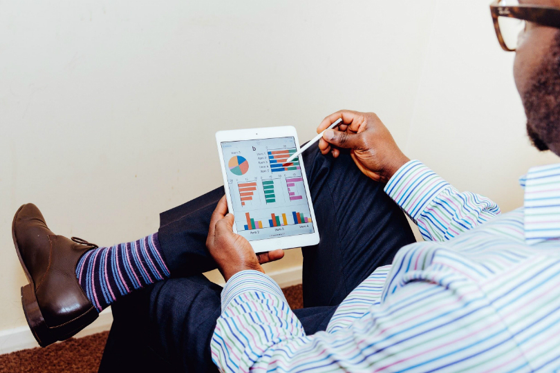 Visual aids can help you realize why procrastination is hurting more than helping.