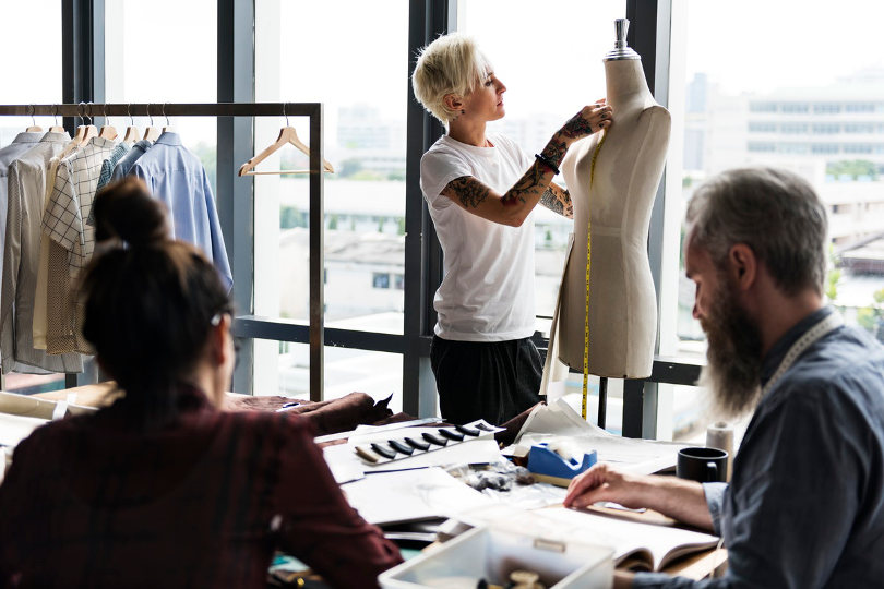 5 Must-Have Items For Your Fashion Startup Office