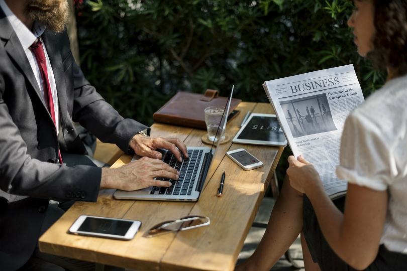 3 Critical Online Services You Should Outsource For Your Niche Business