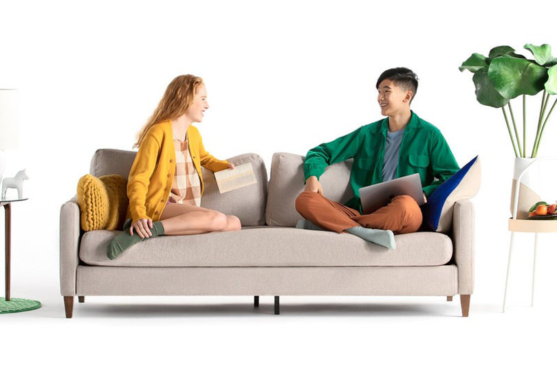 Market Status Of Rugs And Sofa