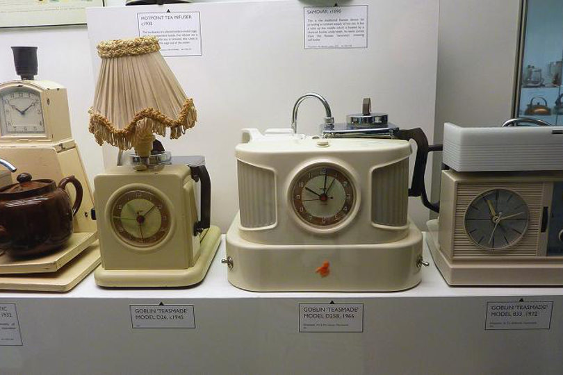 Teasmade tea-making robot