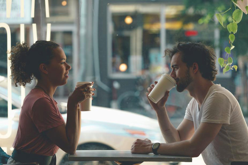 Famly loan talk over coffee