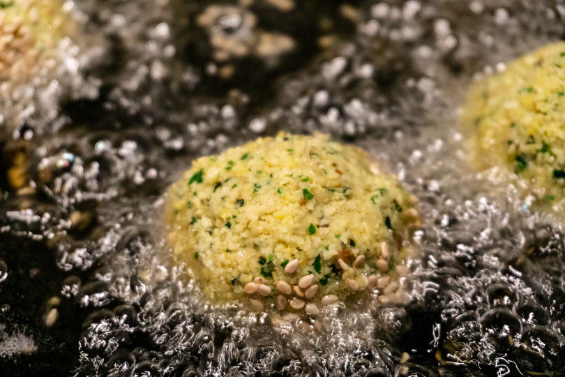 What to Consider When Choosing an Oil Recycling Company for Your Used Cooking Oil