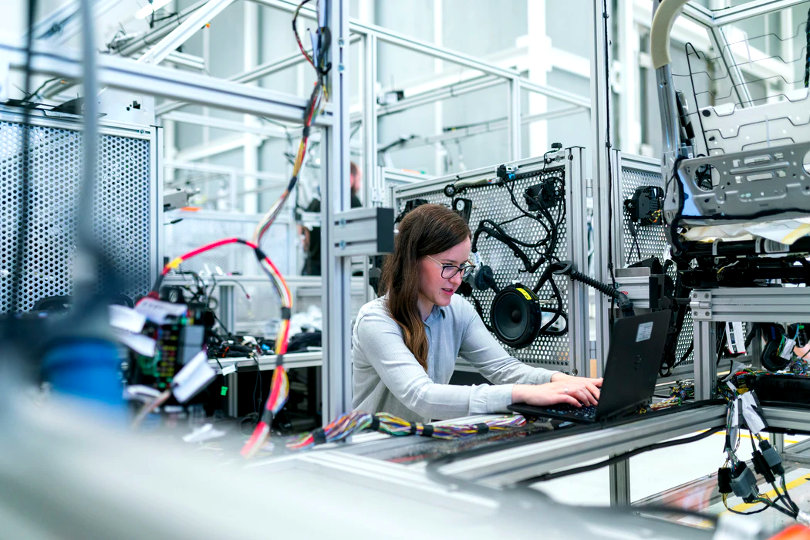 How Gartner Helps Industries Transition to Smart Manufacturing