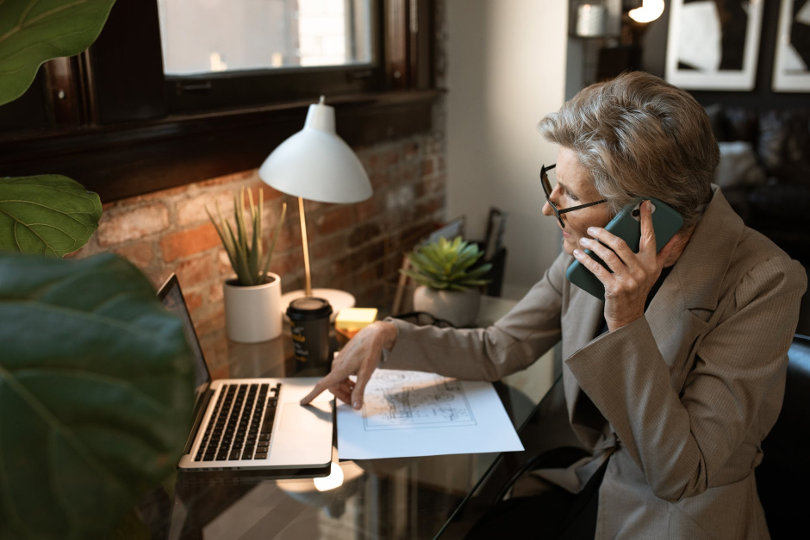 Businesswoman working in a virtual office space