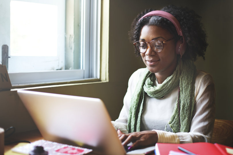 Overwhelming Business Life? You Need a VA. Here’s Why