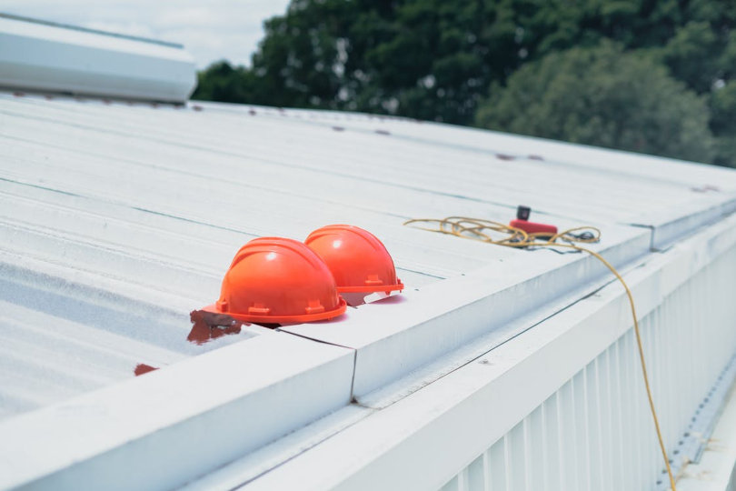 Rain gutter maintenance