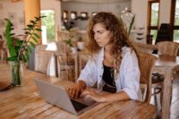 Maximising the Impact of Blogger Outreach Campaigns for Increased Brand Visibility