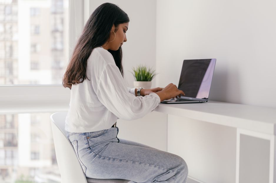 5 Tech Upgrades That Help Small Sales Teams Compete with Enterprises